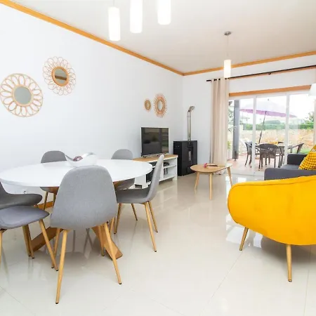 Sunshine House By Ici *