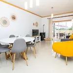 Sunshine House By Ici *